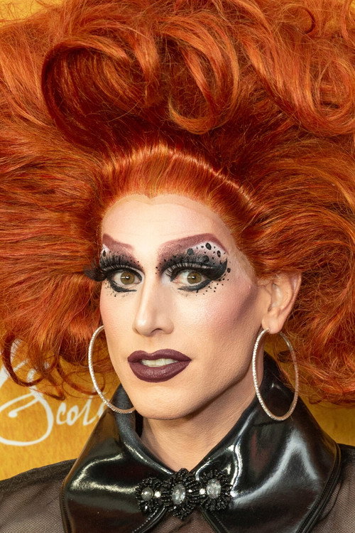 Dusty Ray Bottoms