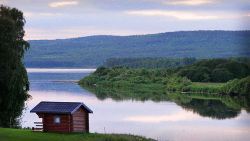 Vi som valde att stanna - Season 1 Backdrop Blur