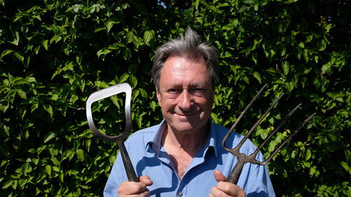 Grow Your Own At Home With Alan Titchmarsh - Season 1 Backdrop Blur