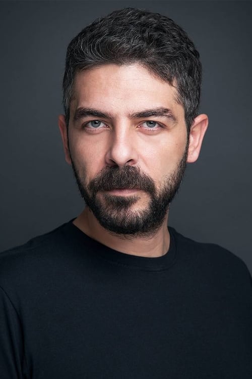 Kép: Sinan Tuzcu színész profilképe