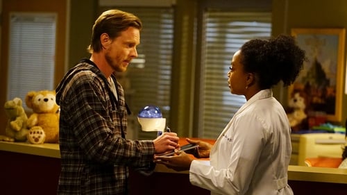 Grey's Anatomy - Season 13 - Episode 22: Leave It Inside