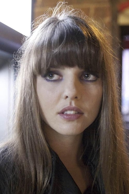 Kép: Ophelia Lovibond színész profilképe