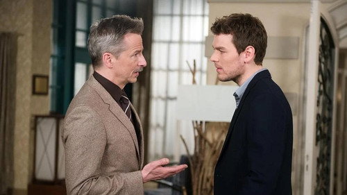 Episode 2211 still
