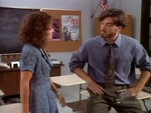 Escena del episodio 7 de la temporada 3 de la serie Beverly Hills, 90210