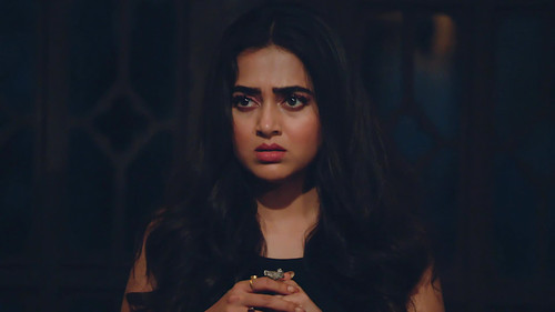 Pragati Wears Pratha's Ring