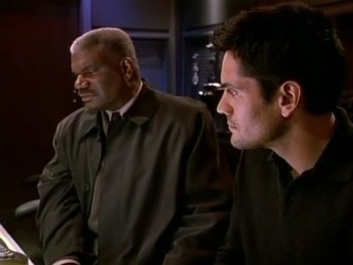 Escena del episodio 5 de la temporada 2 de la serie Special Unit 2
