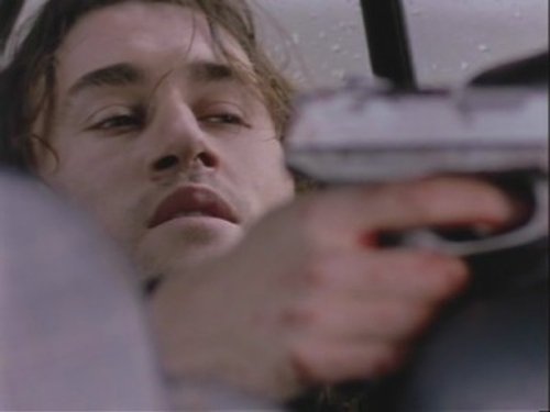 Escena del episodio 11 de la temporada 1 de la serie Nikita