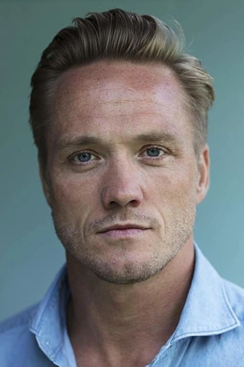 Kép: Christian Hillborg színész profilképe