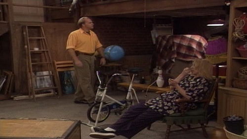 Escena del episodio 14 de la temporada 3 de Grace Under Fire