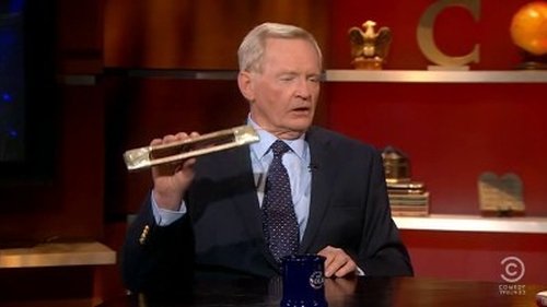 Escena del episodio 26 de la temporada 7 de la serie The Colbert Report