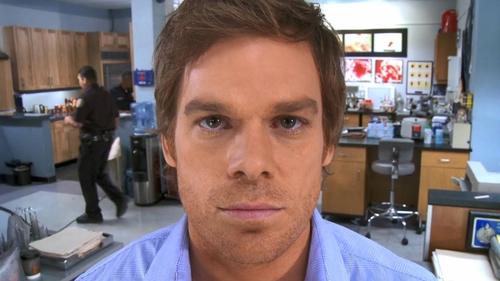 Enchanté, Dexter Morgan !