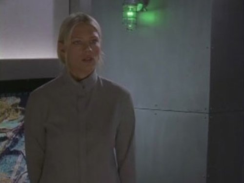 Escena del episodio 19 de la temporada 3 de la serie Nikita
