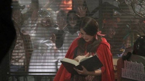 Community S02E06 — Epidemiology episode still