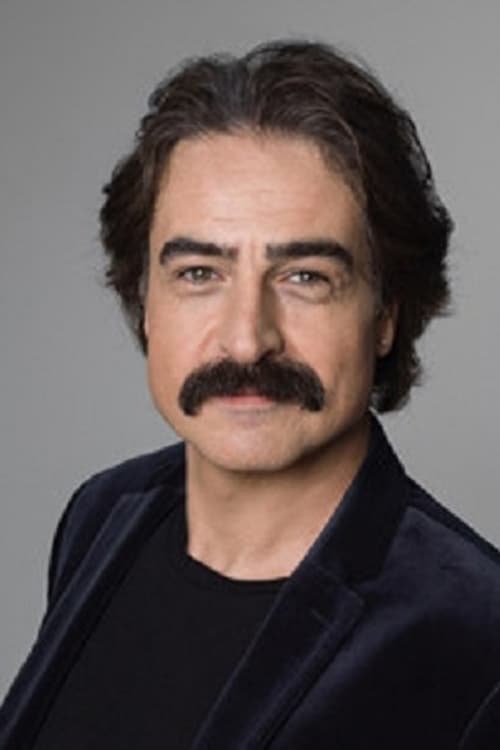 Kép: Bülent Alkış színész profilképe