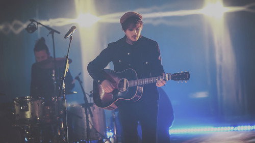 Gauvain Sers - Basique, le concert Backdrop Blur