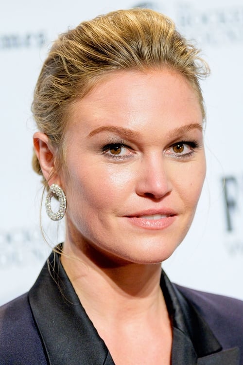 Kép: Julia Stiles színész profilképe