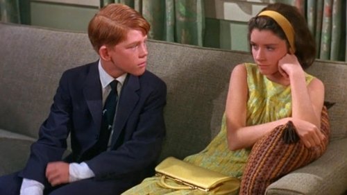 Escena del episodio 1 de la temporada 8 de la serie The Andy Griffith Show