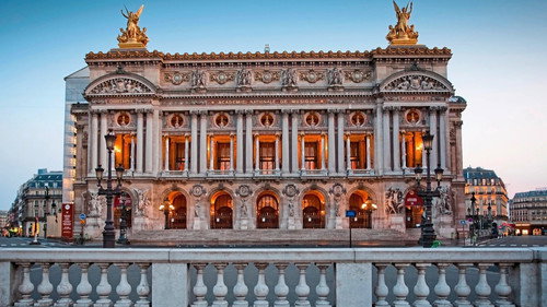 Le roi danse : 350 ans d'histoire de l'Opéra de Paris Backdrop Blur