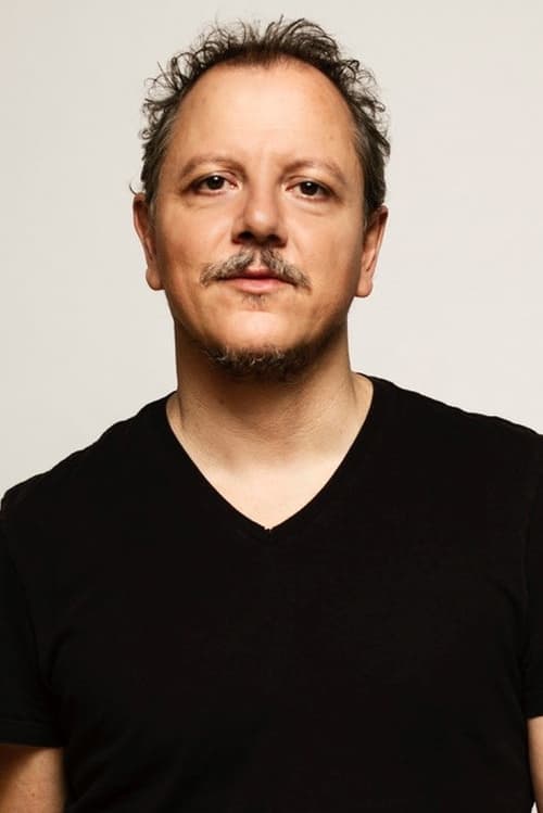 Kép: Óscar de la Fuente színész profilképe