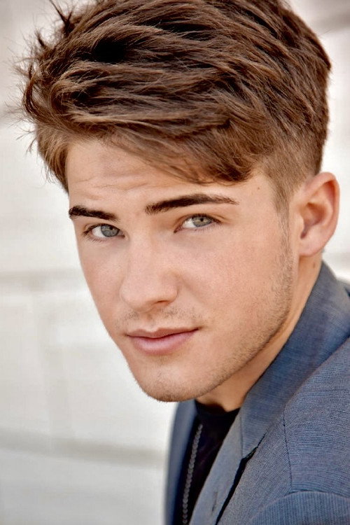 Kép: Cody Christian színész profilképe