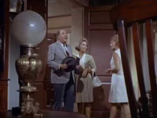 Escena del episodio 7 de la temporada 1 de The Ghost & Mrs. Muir