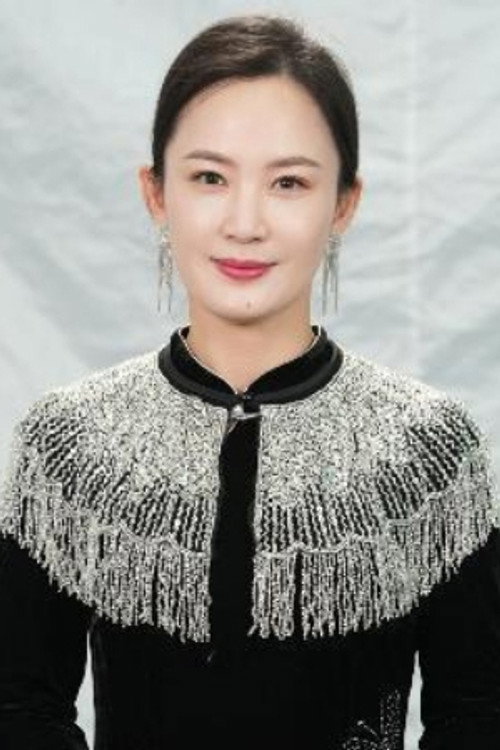 隋佳
