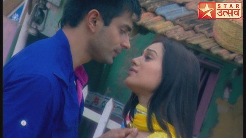 Ridhimma Tries to Impress Armaan