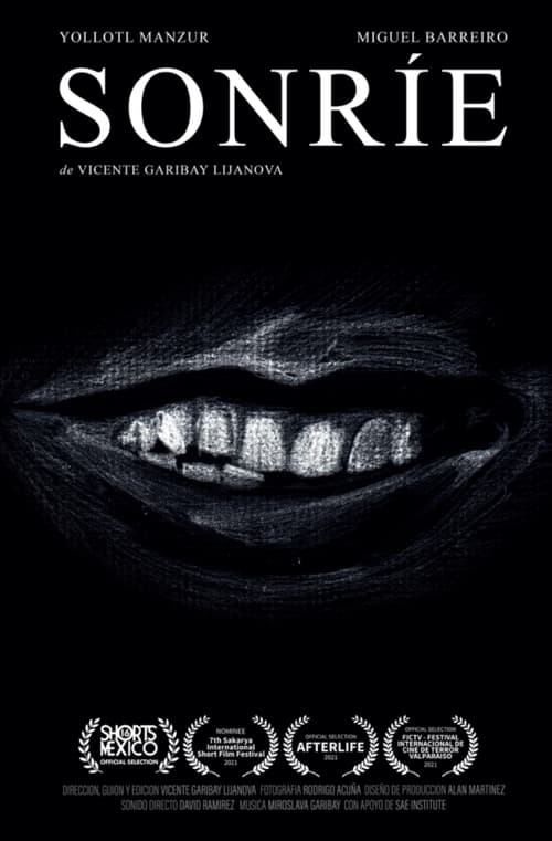 Sonríe (2021) poster