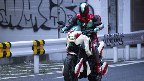 Кадр из Kamen Rider ZEZTZ