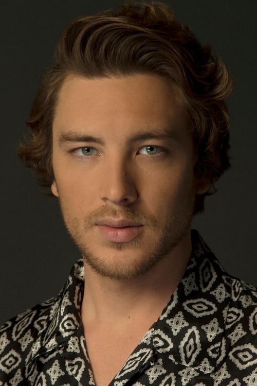 Kép: Cody Fern színész profilképe