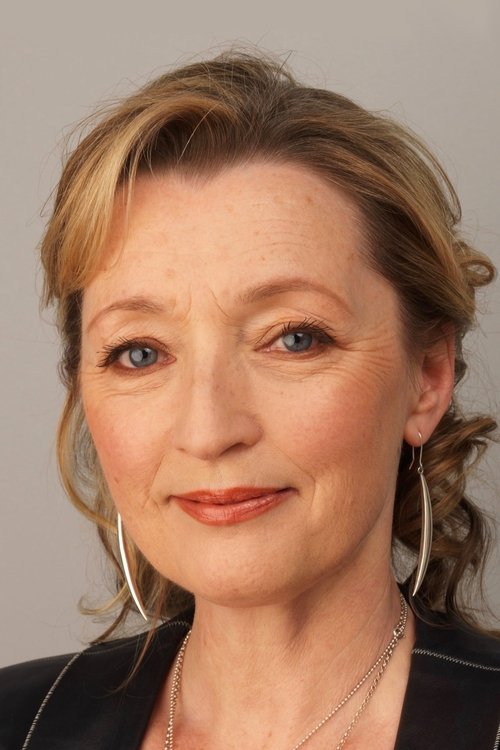 Kép: Lesley Manville színész profilképe