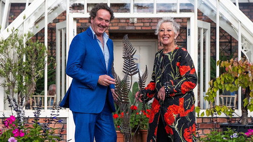 Greatest Gardens with Diarmuid Gavin and Carol Klein
