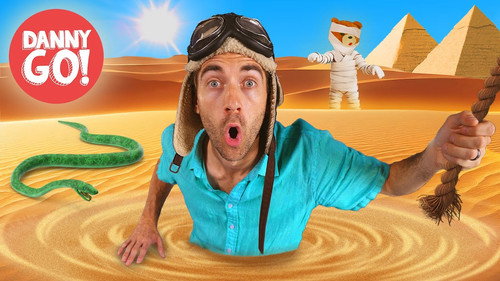 The Floor is Quicksand: Pyramid Adventure!