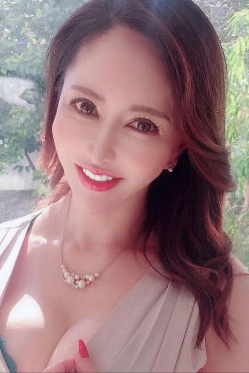 Foto de 沢田麗奈