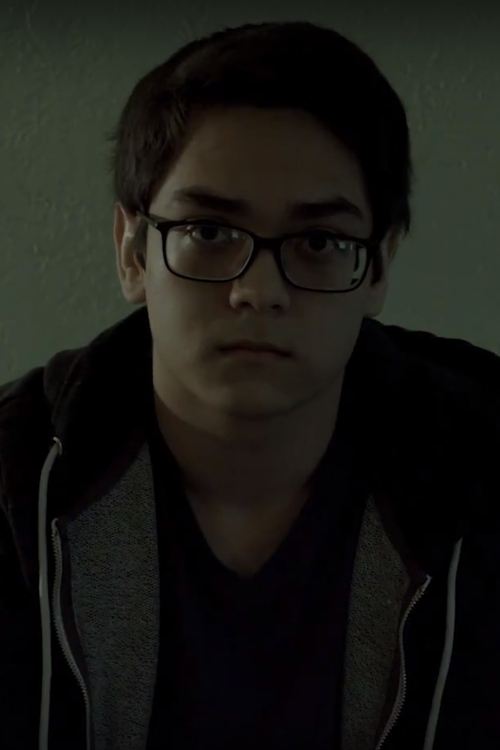 Hum movie poster player