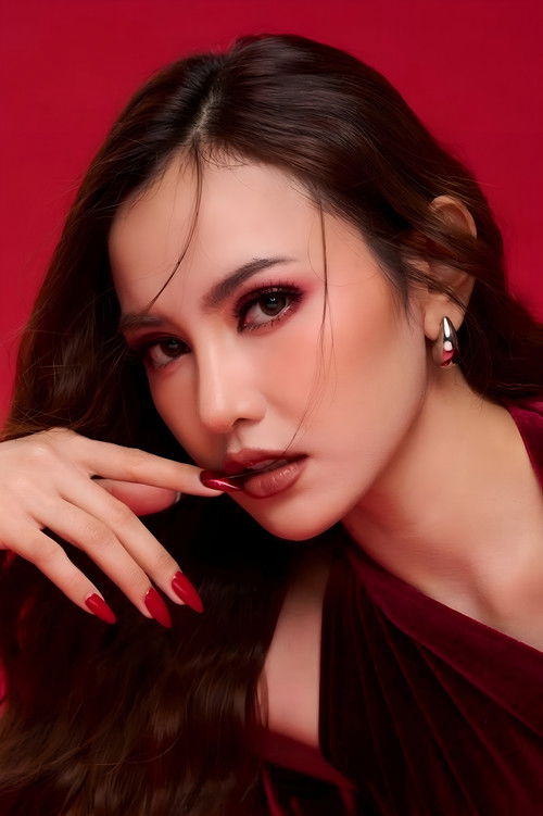 Foto de Mahalini Raharja