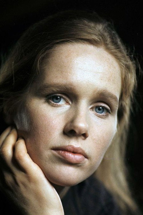 Liv Ullmann