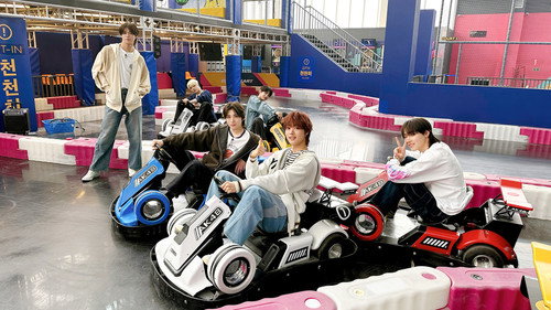 &TEAM Gakuen
