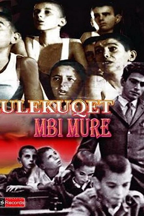 Lulëkuqet mbi mure 1976