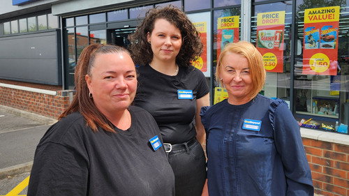 Secrets of Supercheap Shopping - Season 1 Backdrop Blur