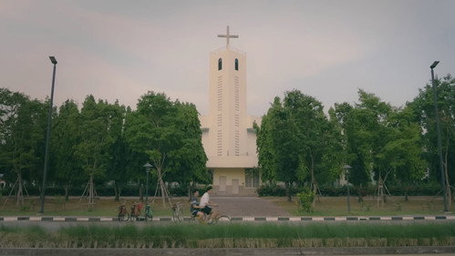 Кадр из Ticket to Heaven