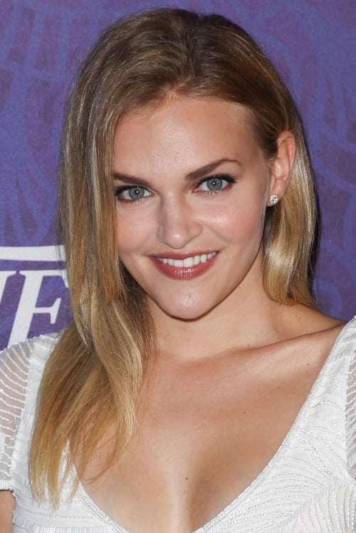 Kép: Madeline Brewer színész profilképe