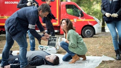 Escena del episodio 6 de la temporada 1 de la serie Tandem