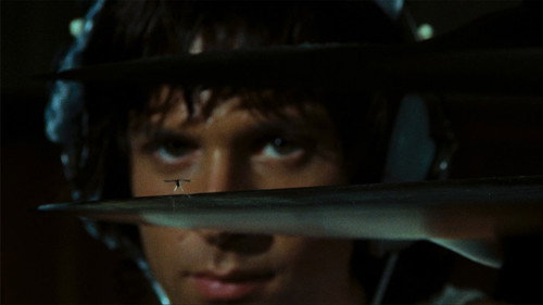 Four Flies on Grey Velvet — still 16