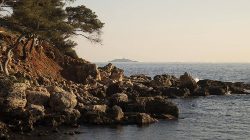 Tu m'entends ? Tu m'écoutes ?