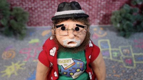 The Amazing Neckbeard — Fondos 1