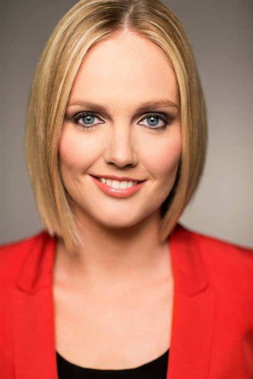 Amanda Davies photo 5