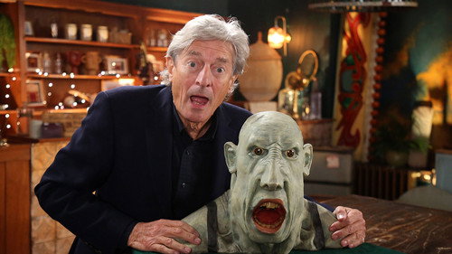 Peter Mook Sculpture, Eric Morecambe Blazer, Dean Martin Poster