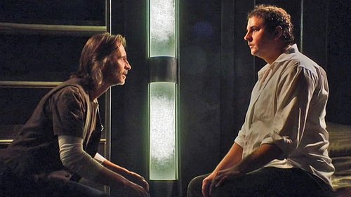 Escena del episodio 16 de la temporada 1 de la serie Stargate Universe