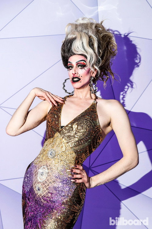 Dusty Ray Bottoms